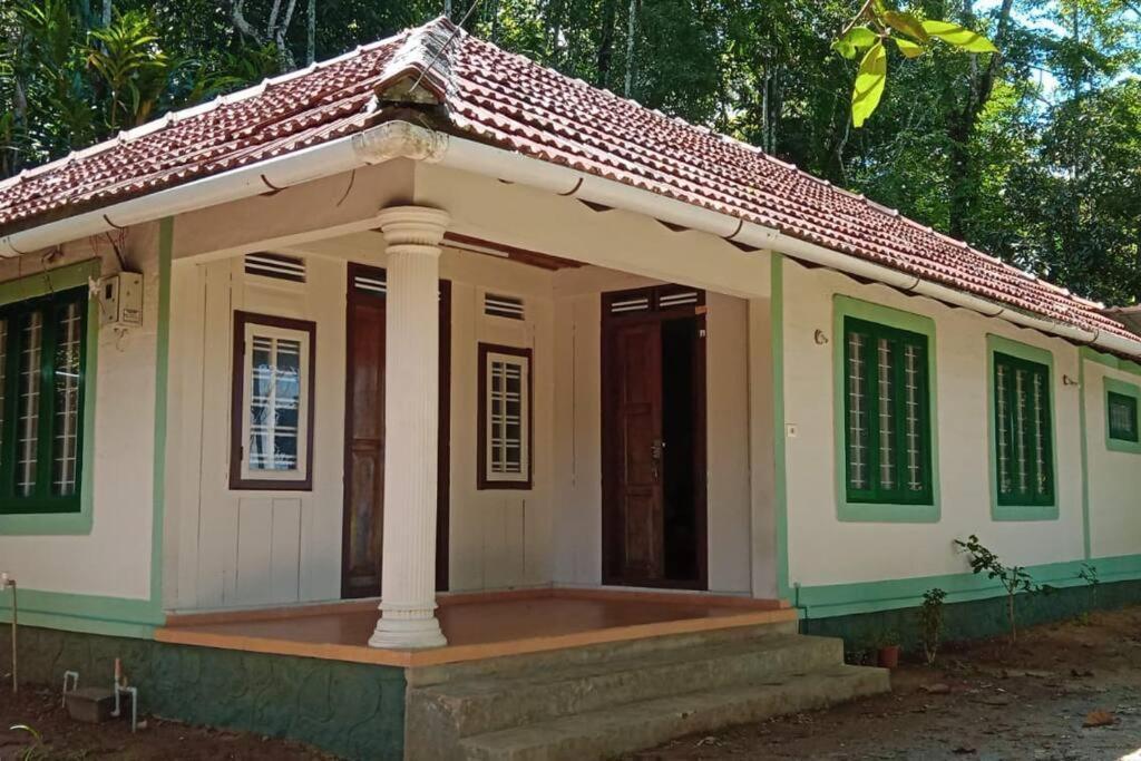 Coffee Camp Home Stay With Tree House Kattappana Экстерьер фото